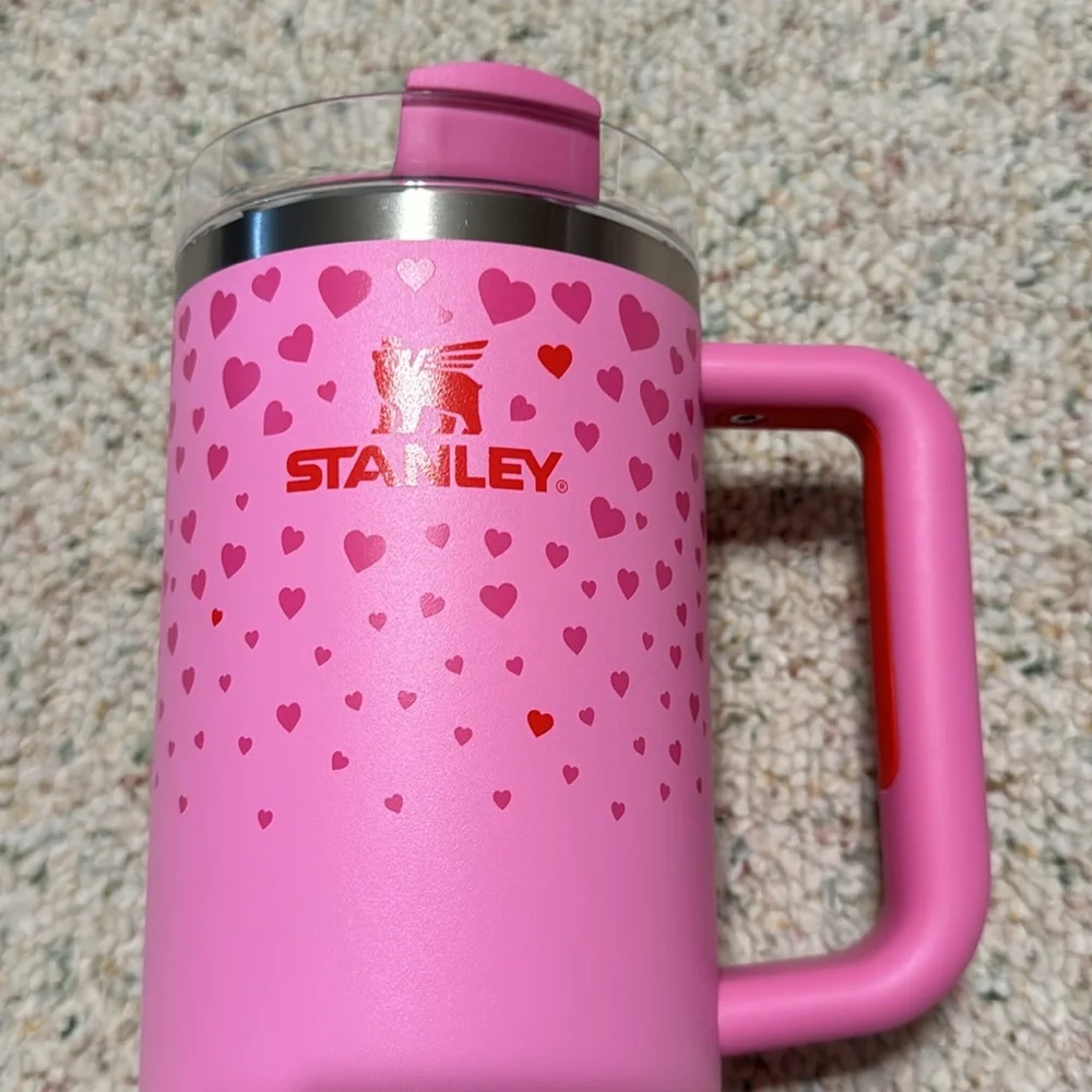 Stanley Valentines Day 40 oz tumbler - Sweet Hearts - Picture 4 of 6